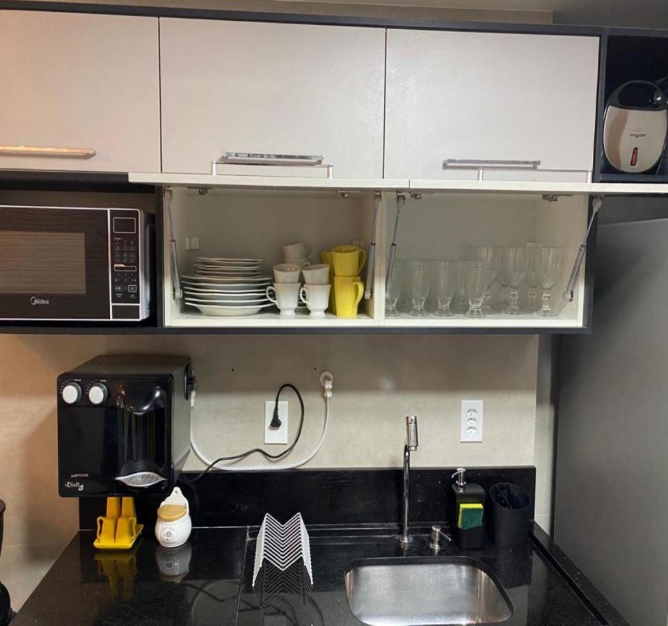Apartamento Excelente Localizacao Na Barra -Climatizado-Garagem Salvador de Bahía Exterior foto