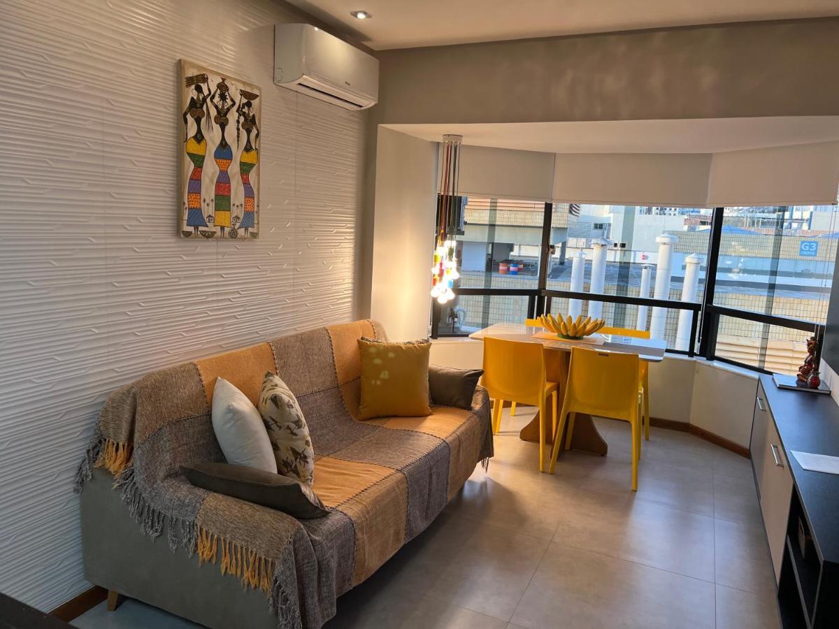 Apartamento Excelente Localizacao Na Barra -Climatizado-Garagem Salvador de Bahía Exterior foto